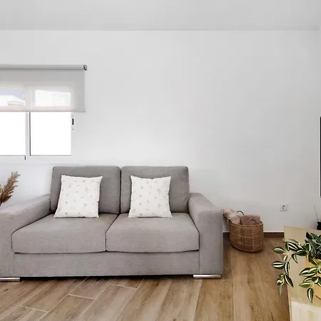 Flamboyan Apartment *